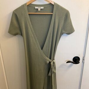 Ever New Australia long ribbed wrap dress in green - size 6 / 38